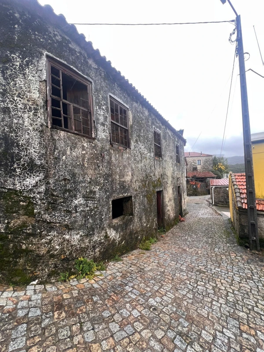 Moradia T4 para Venda em Roge Foto 8