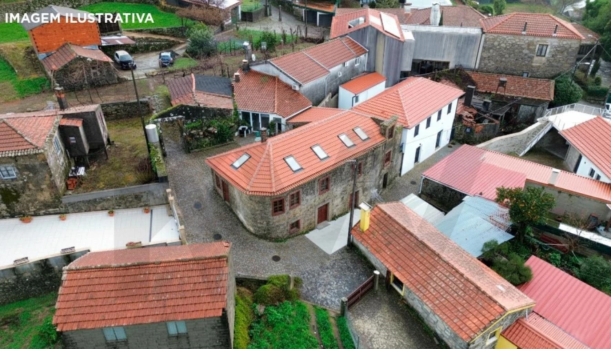 Moradia T4 para Venda em Roge Foto 2