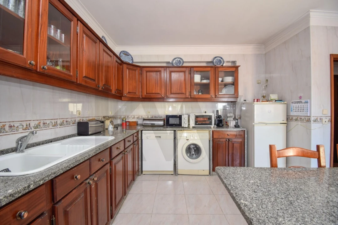 Moradia T3 para Venda em Camarate, Unhos e Apelação Foto 16