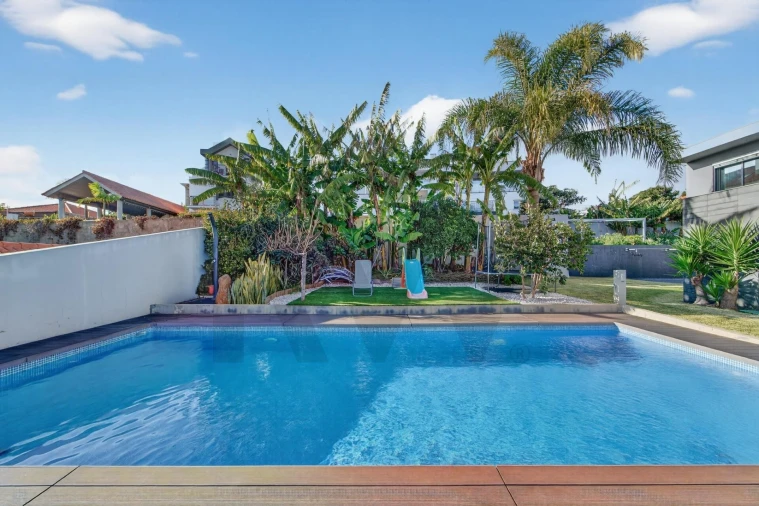 Moradia T3 para Venda em São Martinho Foto 1