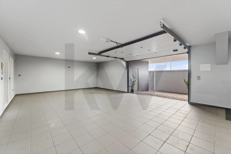 Moradia T3 para Venda em São Martinho Foto 62