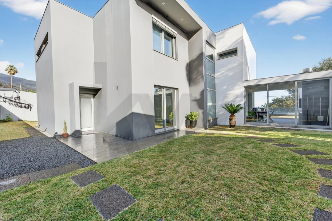 Moradia T3 para Venda em São Martinho Foto 19