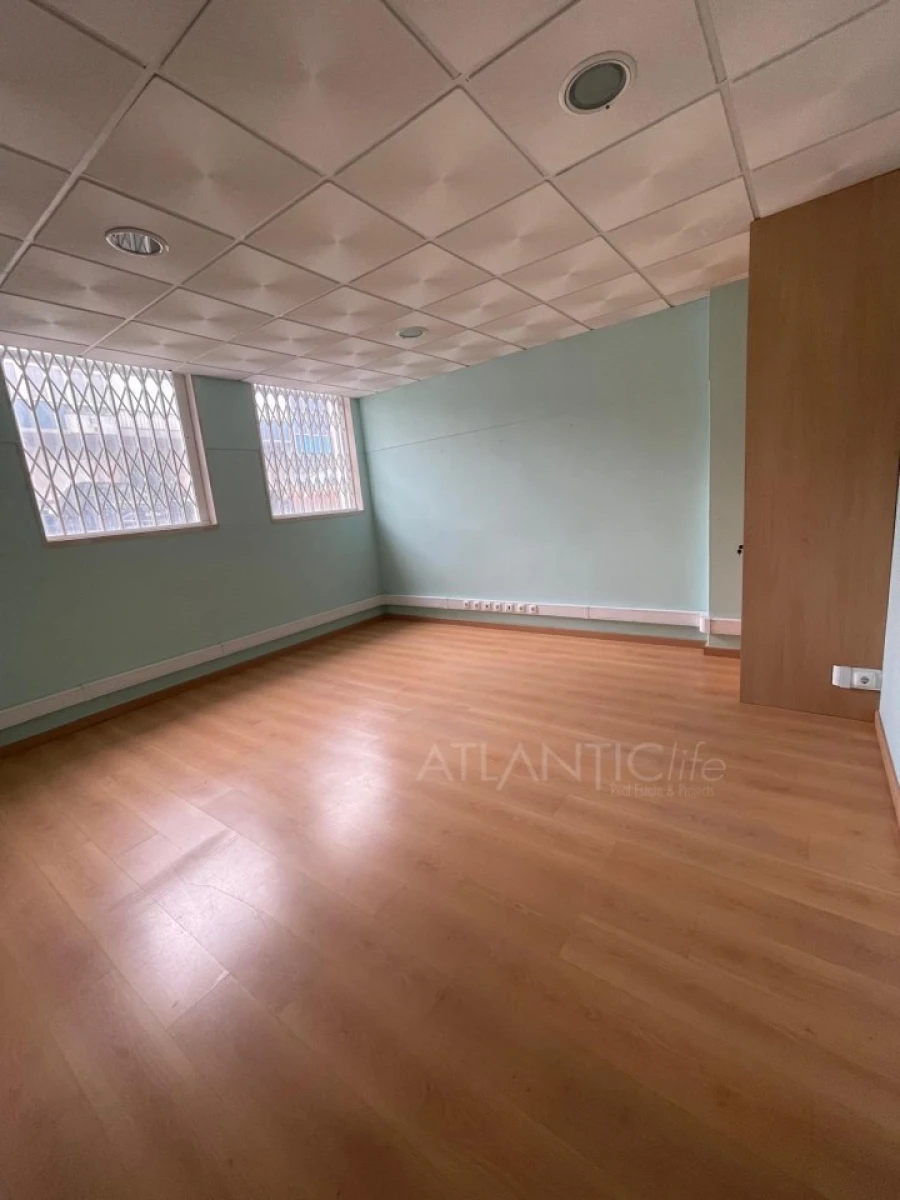 Loja para Venda em Queluz e Belas Foto 5