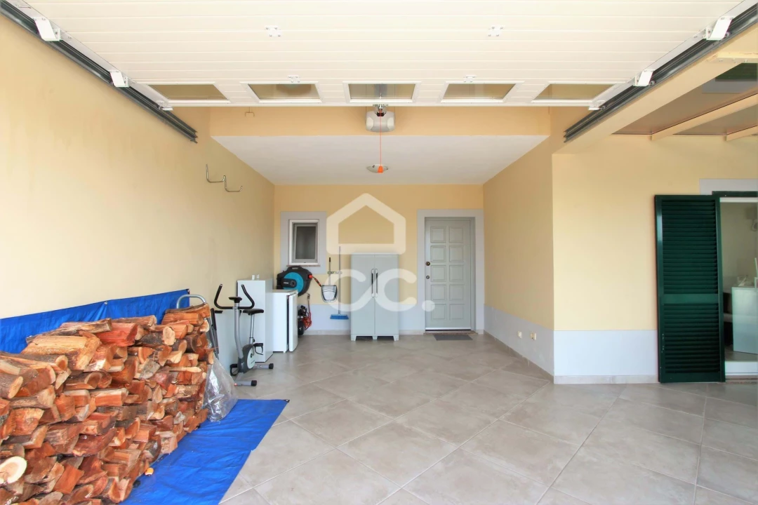 Moradia T3 para Venda em Armação de Pera Foto 42