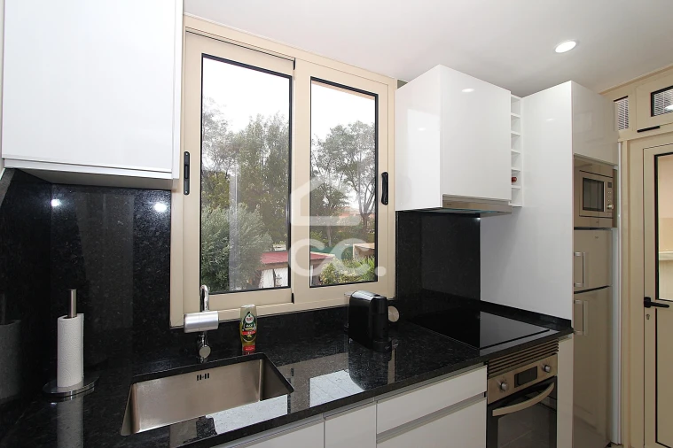 Moradia T3 para Venda em Armação de Pera Foto 50