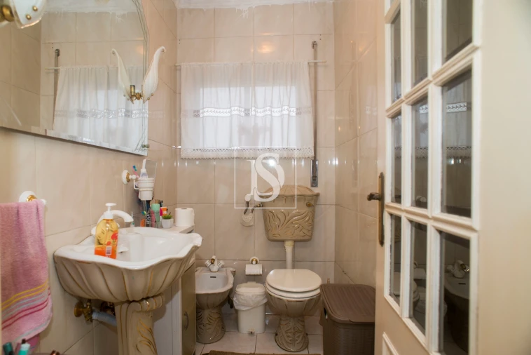 Moradia T4 para Venda em Alfena Foto 5