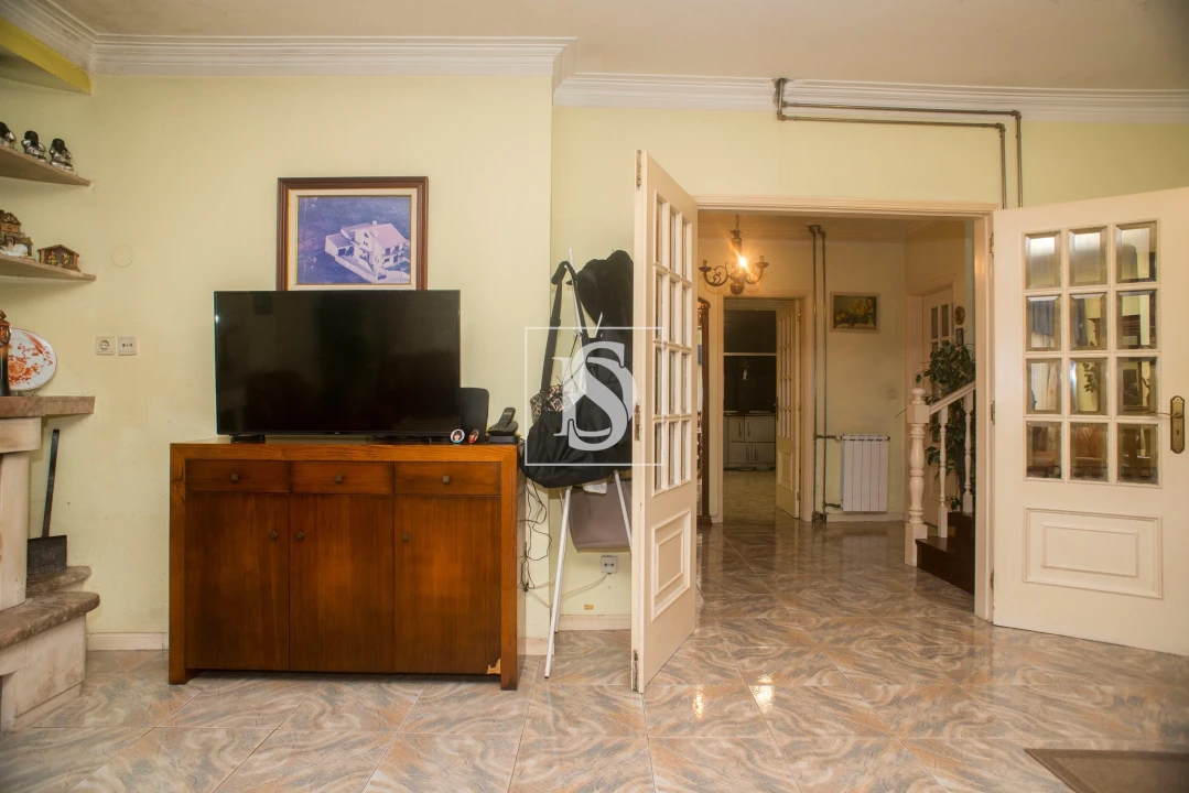 Moradia T4 para Venda em Alfena Foto 10