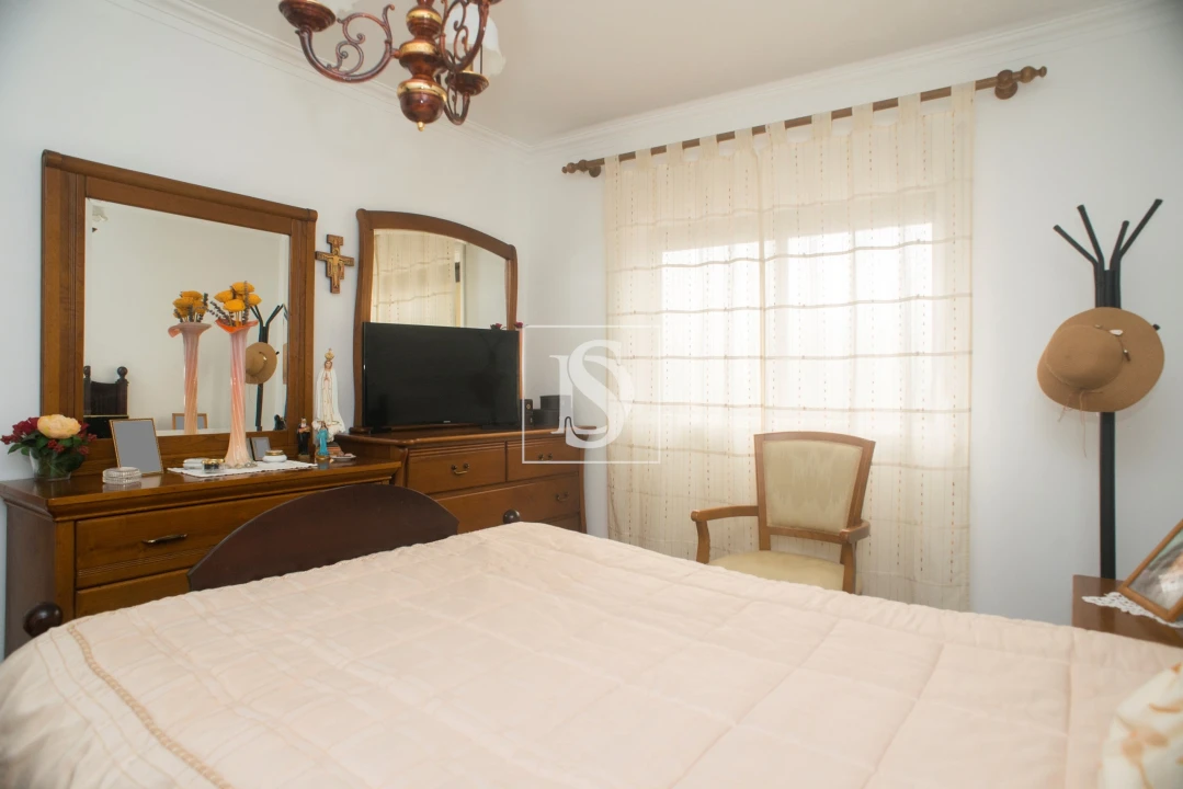 Moradia T4 para Venda em Alfena Foto 19