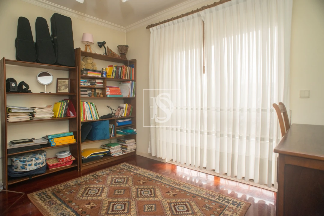 Moradia T4 para Venda em Alfena Foto 21