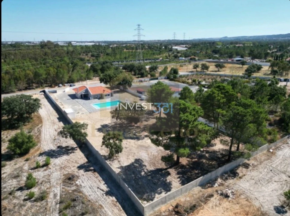 Moradia T5 para Venda em Quinta do Anjo Foto 7