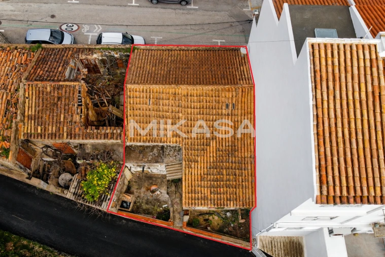 Moradia T2 para Venda em Luz Foto 3