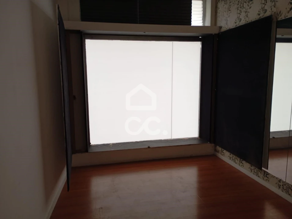 Negócio para Arrendamento em Bougado (São Martinho e Santiago) Foto 4