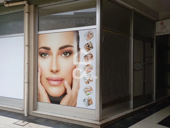 Negócio para Arrendamento em Bougado (São Martinho e Santiago) Foto 1