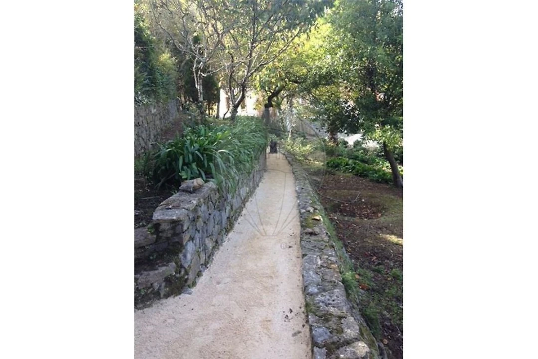 Moradia T7 para Venda em Agualva e Mira-Sintra Foto 34