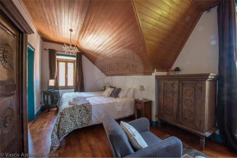 Moradia T7 para Venda em Agualva e Mira-Sintra Foto 22