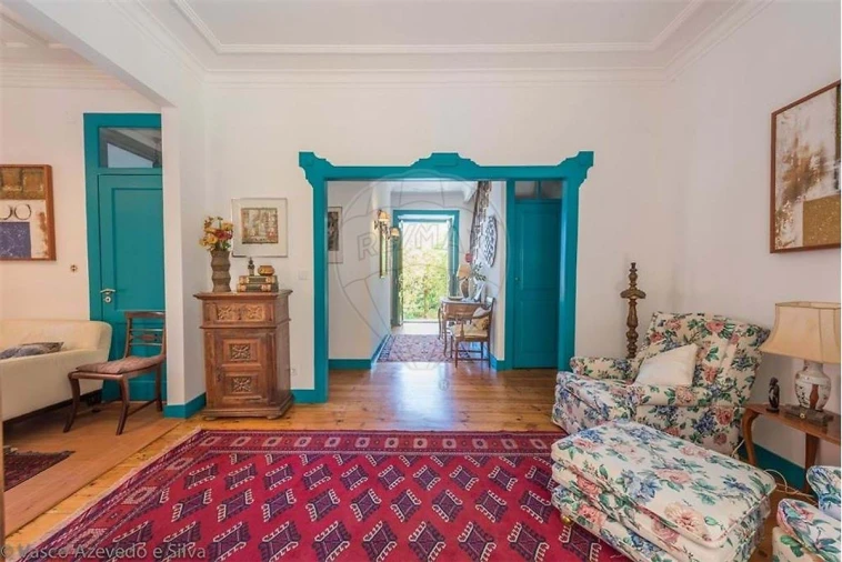 Moradia T7 para Venda em Agualva e Mira-Sintra Foto 4