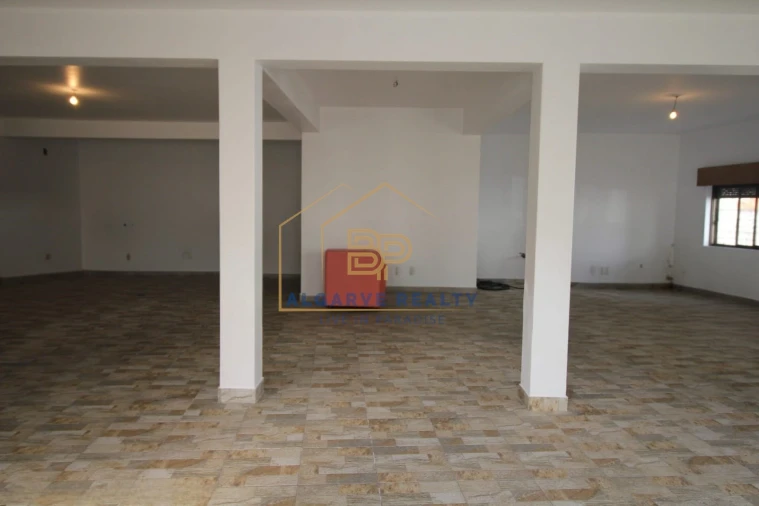 Armazém para Venda em Portimão Foto 4