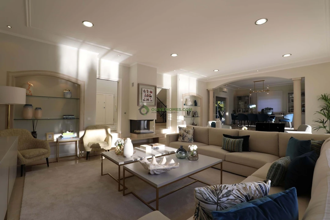 Moradia T5 para Venda em Quarteira Foto 74