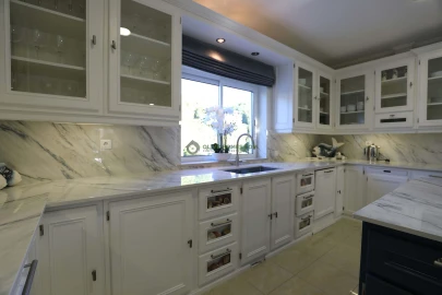 Moradia T5 para Venda em Quarteira