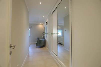 Moradia T5 para Venda em Quarteira