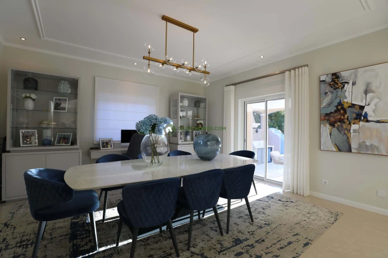 Moradia T5 para Venda em Quarteira Foto 69