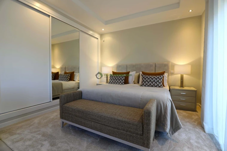 Moradia T5 para Venda em Quarteira Foto 99