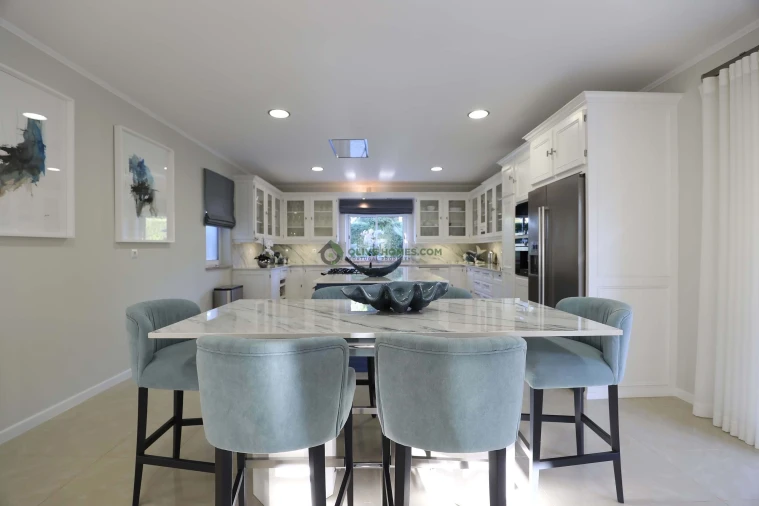 Moradia T5 para Venda em Quarteira Foto 61