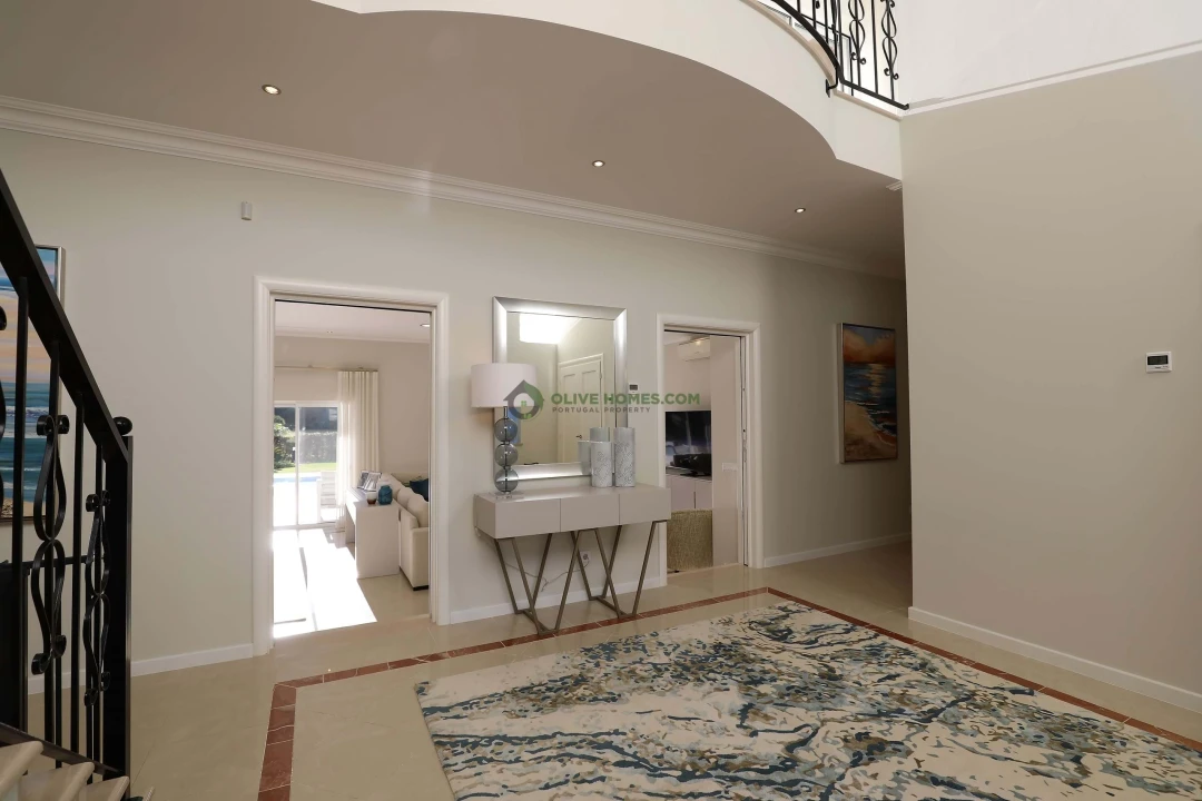 Moradia T5 para Venda em Quarteira Foto 39