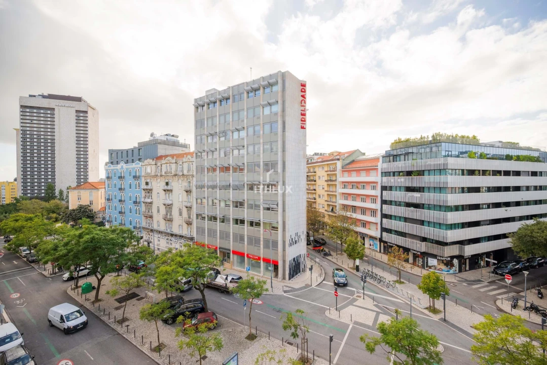 Apartamento T4 para Venda em Avenidas Novas Foto 49