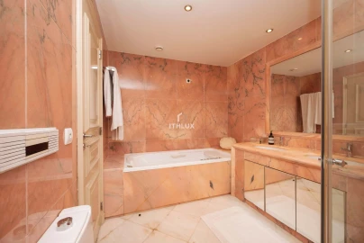 Apartamento T4 para Venda em Avenidas Novas