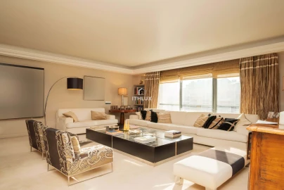 Apartamento T4 para Venda em Avenidas Novas