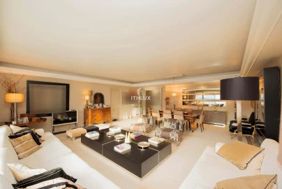 Apartamento T4 para Venda em Avenidas Novas