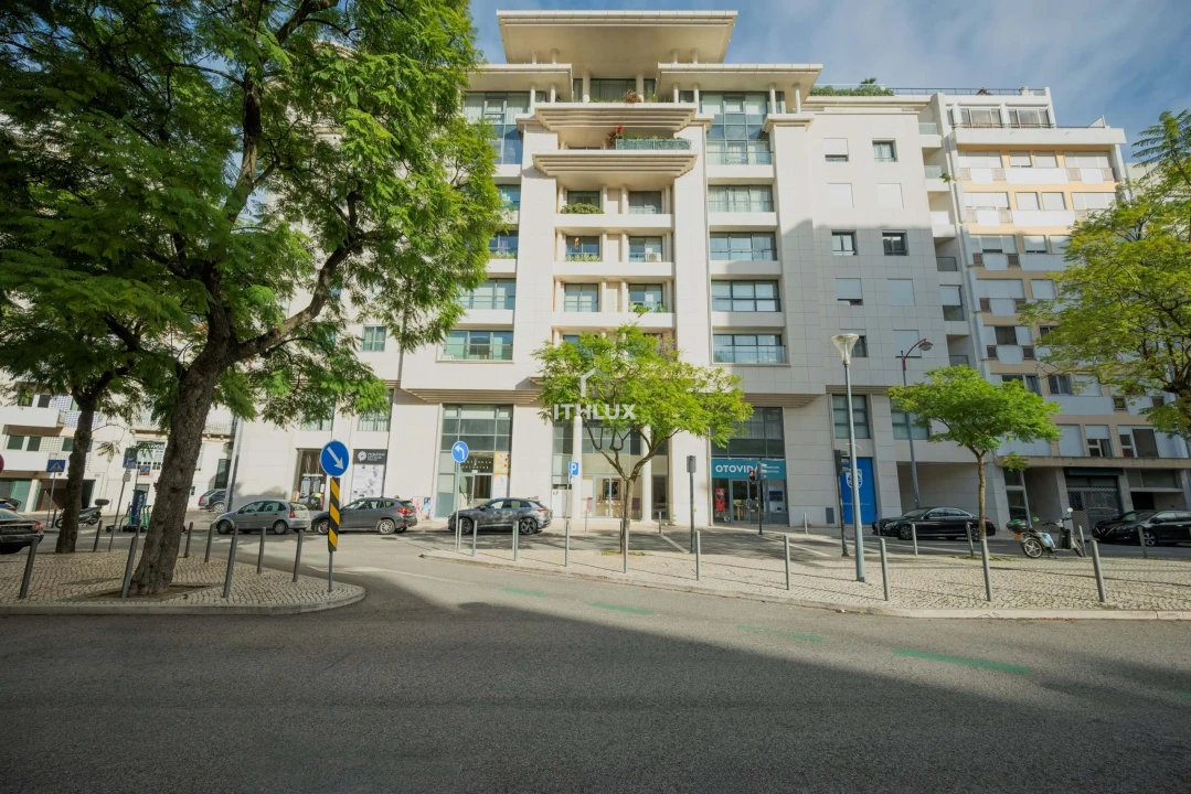 Apartamento T4 para Venda em Avenidas Novas Foto 59