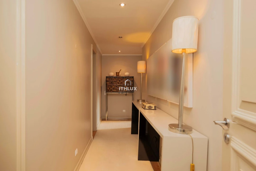 Apartamento T4 para Venda em Avenidas Novas Foto 14