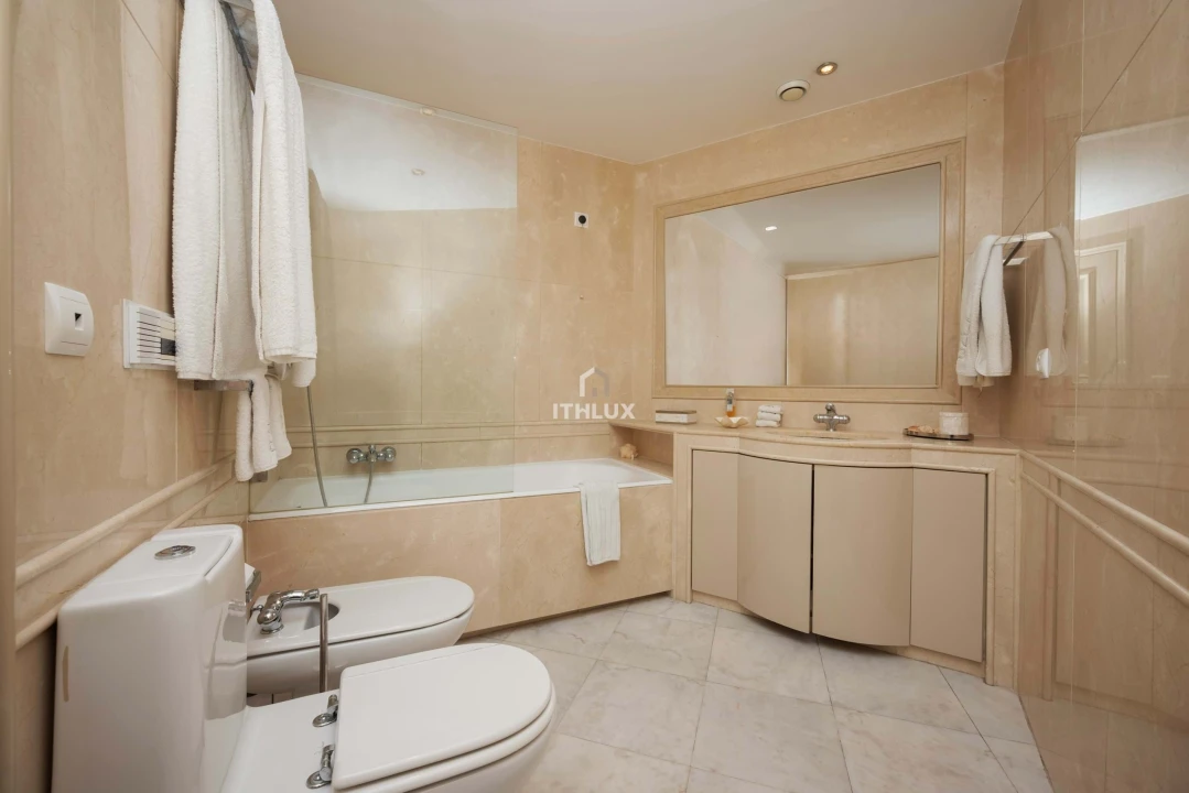 Apartamento T4 para Venda em Avenidas Novas Foto 31