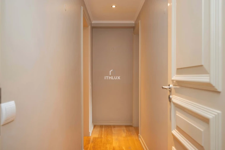 Apartamento T4 para Venda em Avenidas Novas Foto 15