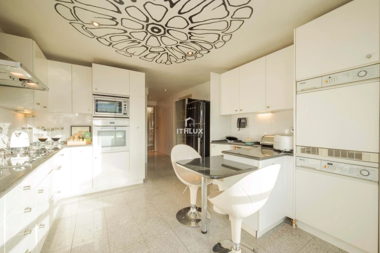 Apartamento T4 para Venda em Avenidas Novas Foto 48