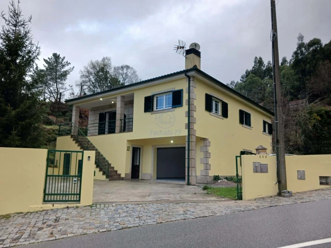 Moradia T3 para Venda em Aboadela, Sanche e Várzea Foto 1