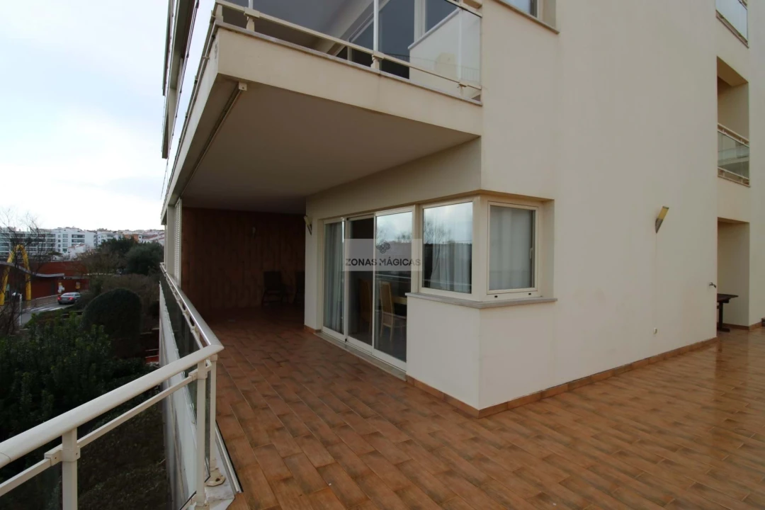 Apartamento T2 para Venda em Lagos (São Sebastião e Santa Maria) Foto 35