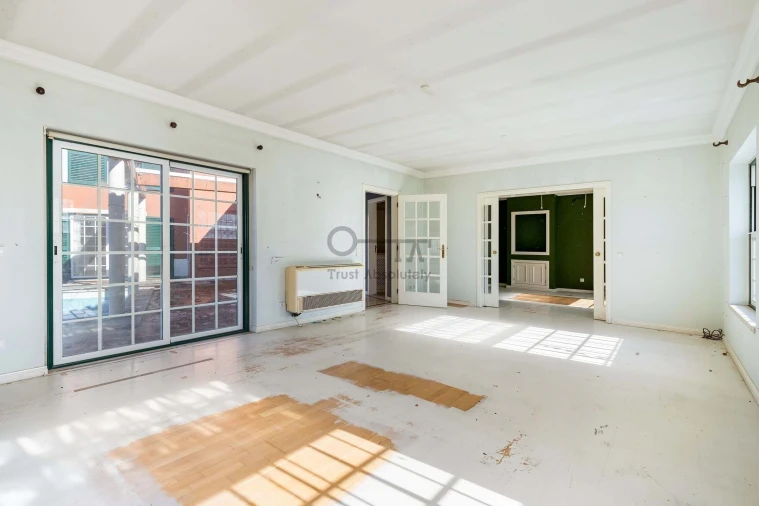 Moradia T5 para Venda em Agualva e Mira-Sintra Foto 9