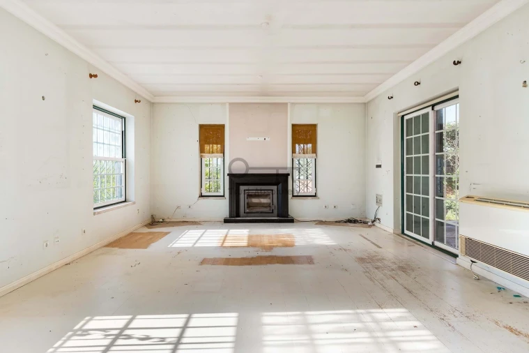 Moradia T5 para Venda em Agualva e Mira-Sintra Foto 8