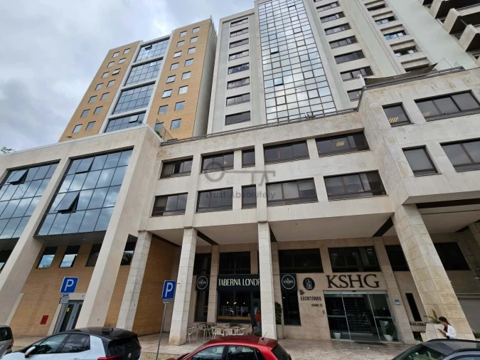 Escritório para Venda em Alvalade