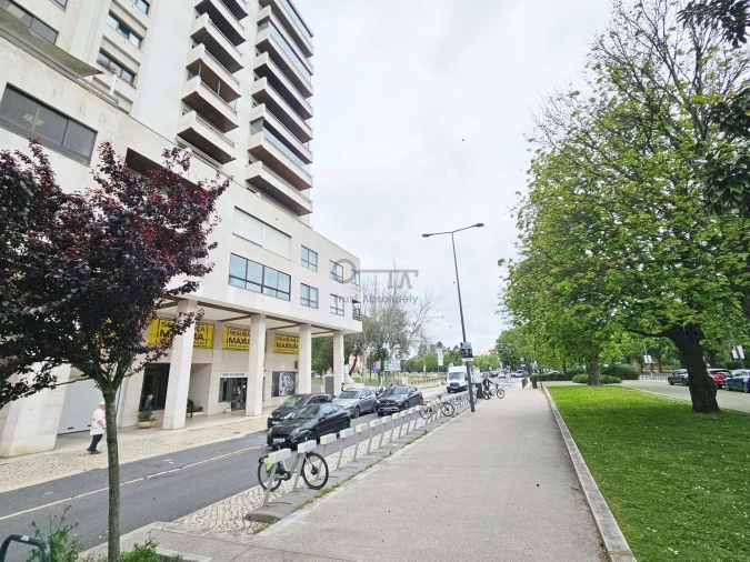 Escritório para Venda em Alvalade Foto 17