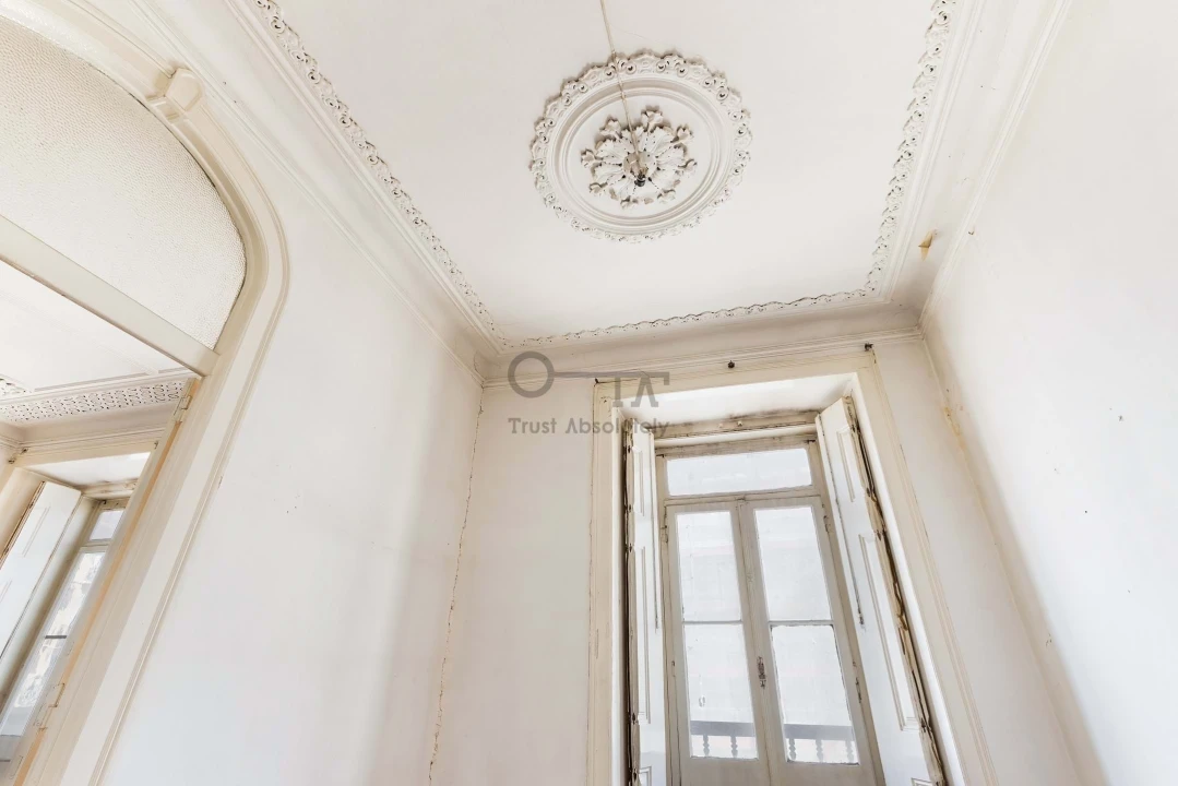 Prédio para Venda em Santa Maria Maior Foto 2