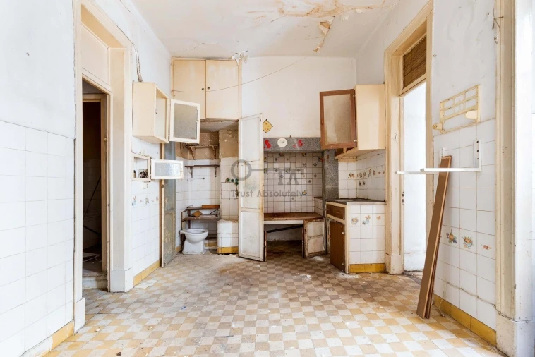 Prédio para Venda em Santa Maria Maior Foto 7