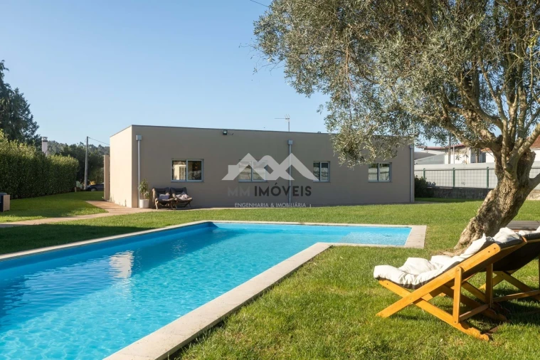 Moradia T4 para Venda em Vila Nova de Famalicão e Calendário Foto 40