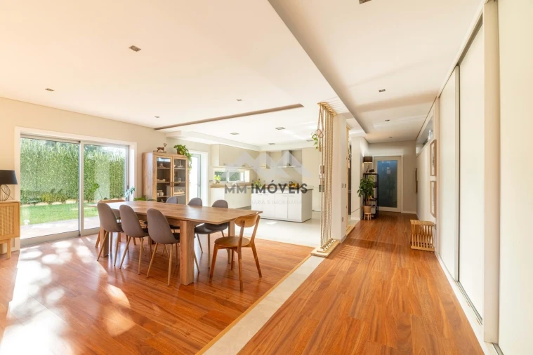 Moradia T4 para Venda em Vila Nova de Famalicão e Calendário Foto 43