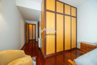 Apartamento T5 para Venda em Aldoar, Foz do Douro e Nevogilde
