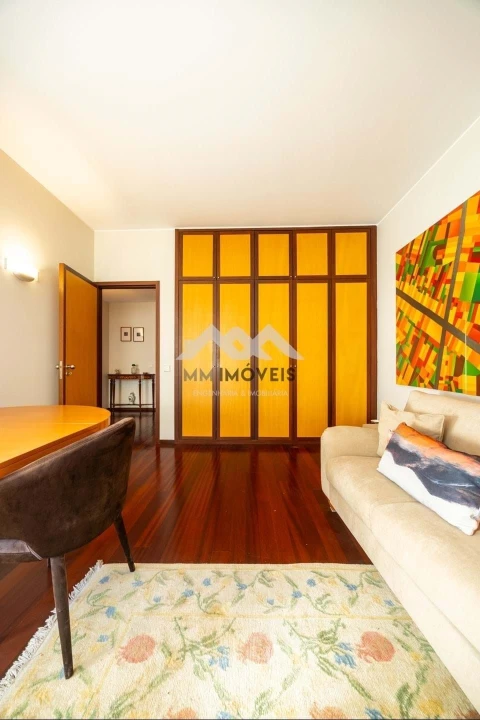 Apartamento T5 para Venda em Aldoar, Foz do Douro e Nevogilde