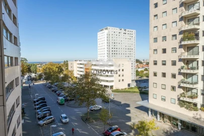 Apartamento T5 para Venda em Aldoar, Foz do Douro e Nevogilde